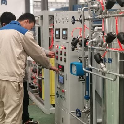 Machine de récupération de gaz de dioxyde de carbone avec système de purification de gaz